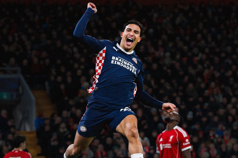 دريوش يتألق في "أنفيلد": انتصار تاريخي لإيندهوفن على ليفربول يفتح أبواب الثقة