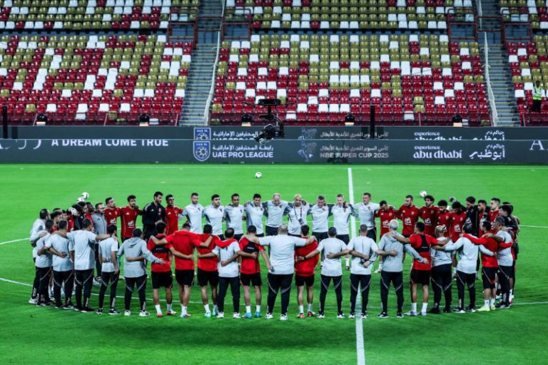 قنديل يقود بعثة الأهلي إلى الرباط لمواجهة الجيش الملكي في دوري الأبطال