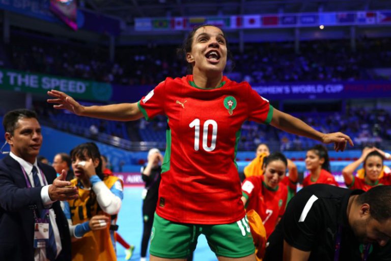 "فيفا" و"كاف" يشيدان بإنجاز تاريخي لـ"لبؤات الفوتسال" المغربية في المونديال