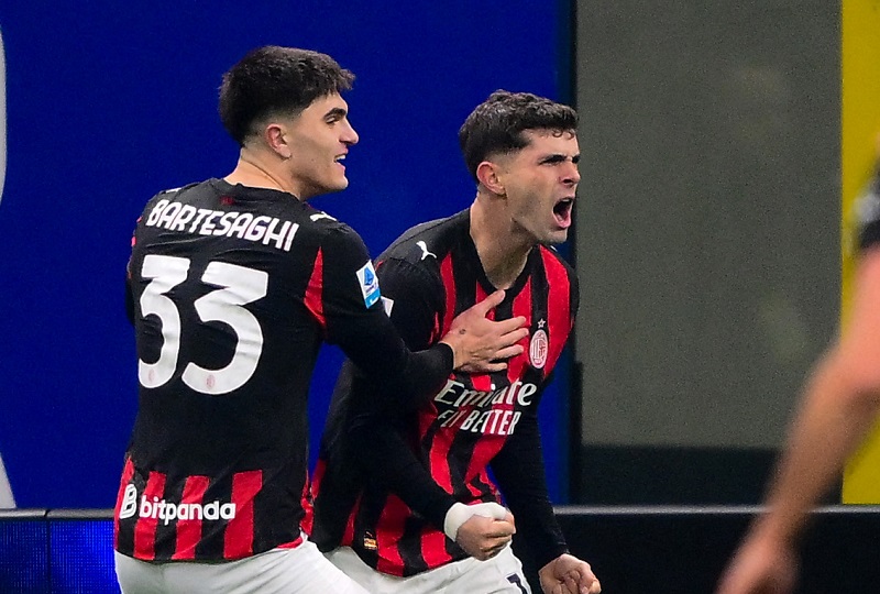 ميلان يقتنص فوزًا ثمينًا من إنتر ميلان في ديربي تاريخي