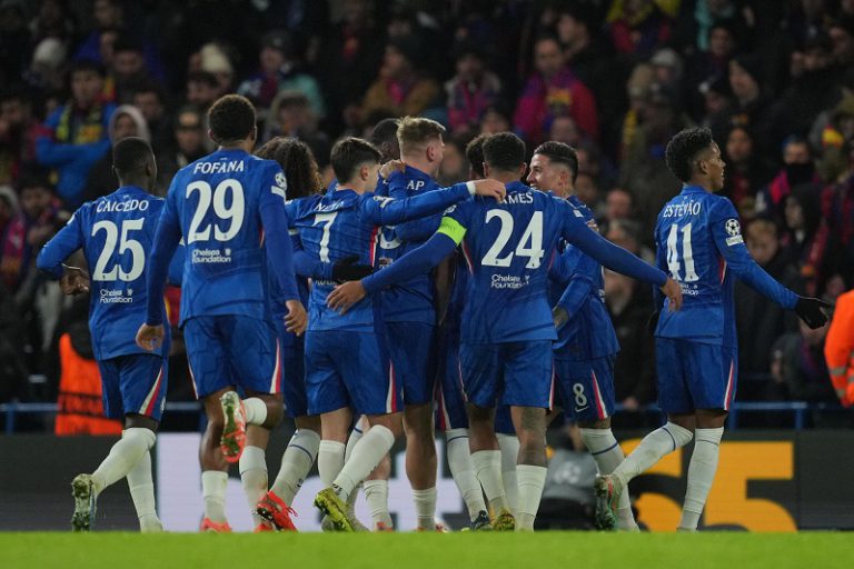 تشيلسي يسحق برشلونة بثلاثية في دوري الأبطال.. وإلغاء أربعة أهداف