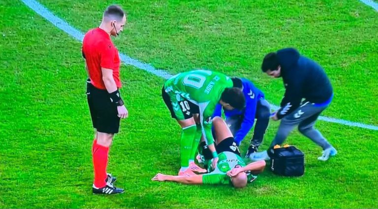 إصابات مقلقة للاعبين مغربيين تثير القلق قبل انطلاق كأس الأمم الأفريقية