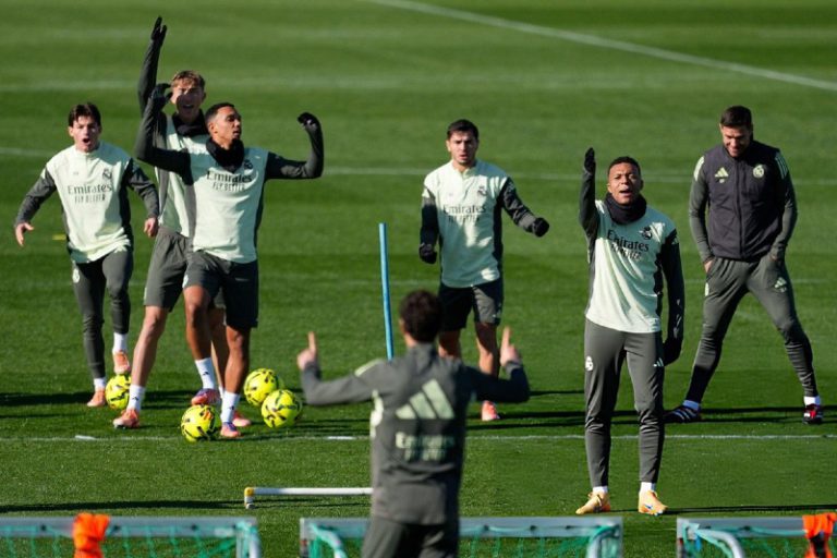 ضربة موجعة لريال مدريد: 6 غيابات مؤثرة قبل مواجهة إلتشي الحاسمة