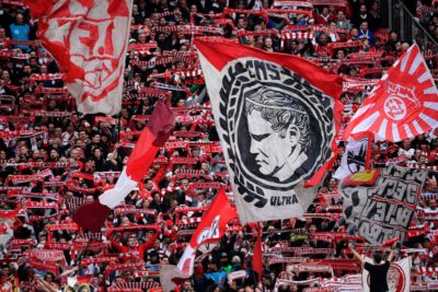 احتجاجات صامتة في الملاعب الألمانية ترفض تشديد إجراءات دخول الجماهير