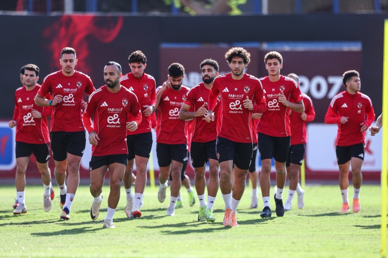 الأهلي المصري يواجه الجيش الملكي بغياب ثمانية لاعبين في دوري أبطال إفريقيا