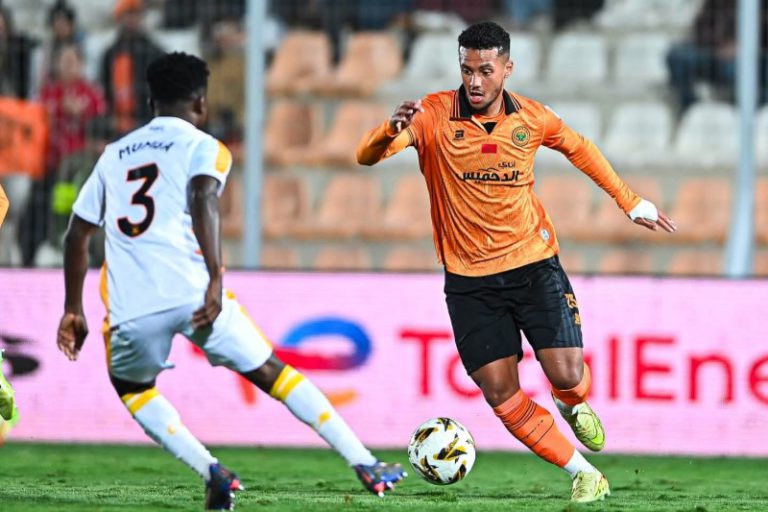 منير شويعر يتألق ويحصد أعلى تقييم في فوز نهضة بركان بدوري أبطال أفريقيا