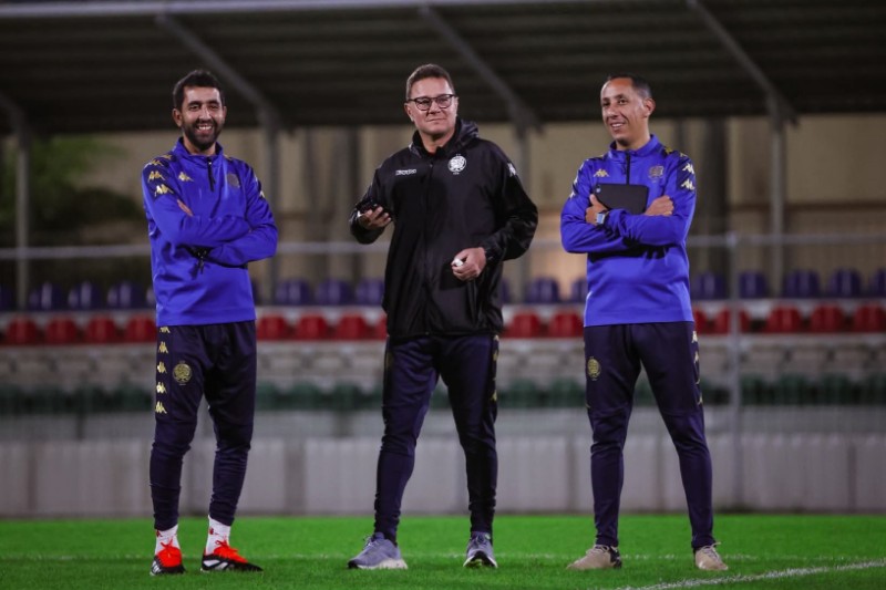 الوداد الرياضي يستعد لمواجهة عزام التنزاني في زنجبار.. بنهاشم ولورش يؤكدان الجاهزية