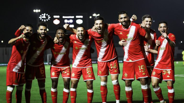 الوداد الرياضي يغير وجهته إلى زنجبار استعدادًا لمواجهة عزام التنزاني في الكونفدرالية