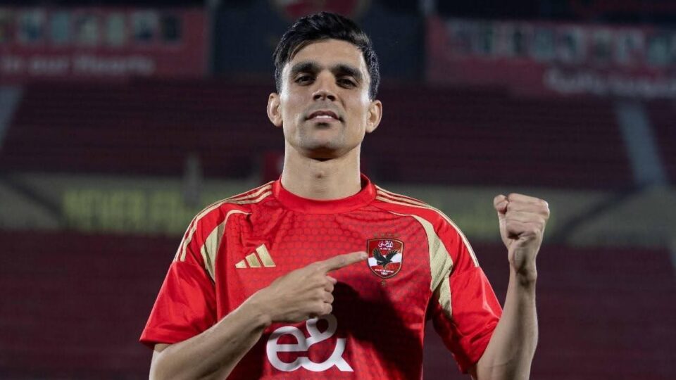 طبيب الأهلي يكشف عن تفاصيل إصابة بن شرقي بعد مواجهة الجيش الملكي بدوري الأبطال