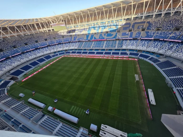 ملعب طنجة الكبير: جوهرة رياضية مغربية جديدة بمعايير عالمية تستقبل أولى مبارياتها