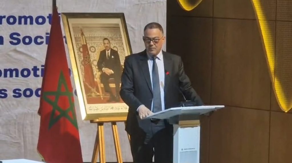 لقجع: المنتخب المغربي نموذج للتنوع الثقافي العالمي.. "أمم متحدة" في الملعب