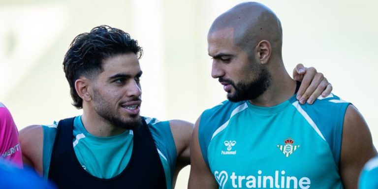 بيليغريني يكشف عن موقف أمرابط من ديربي إشبيلية ويوضح تطورات الإصابة