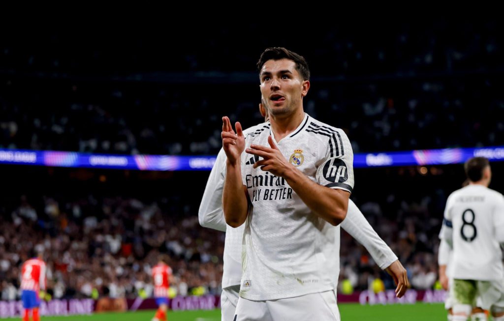 إبراهيم دياز يسعى لإثبات الذات في تشكيلة ريال مدريد بقيادة تشابي ألونسو