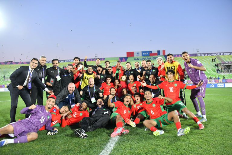 المنتخب المغربي للشباب يتوج بجائزة أفضل منتخب إفريقي.. إنجاز تاريخي في الرباط