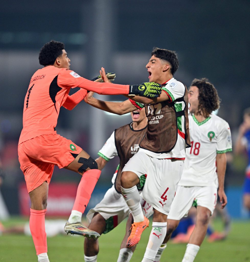 الركراكي يدافع عن منتخب الأشبال ويهاجم "الانتقادات المتسرعة"