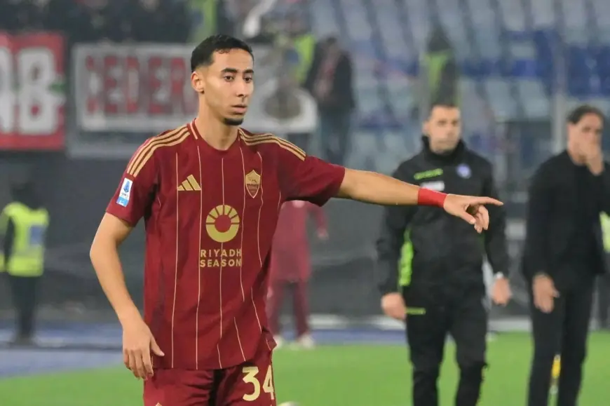 أيندهوفن الهولندي يفتح باب التفاوض لشراء عقد صلاح الدين المغربي