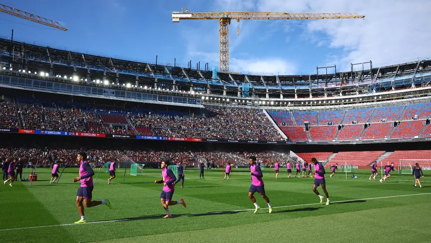 برشلونة يستعد لمواجهة تشيلسي بدوري الأبطال بعد حفل افتتاح كامب نو التاريخي