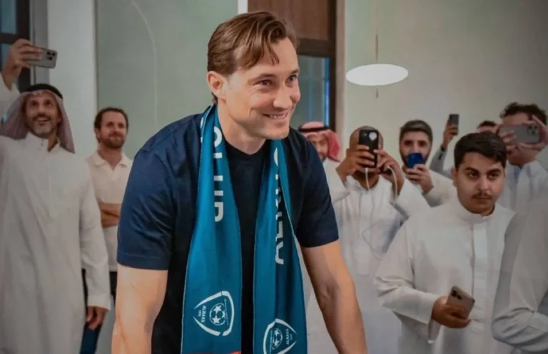 صفعة مُدوّية لصلاح: رئيس نادي سعودي يحسم الجدل بشأن انتقاله للدوري السعودي