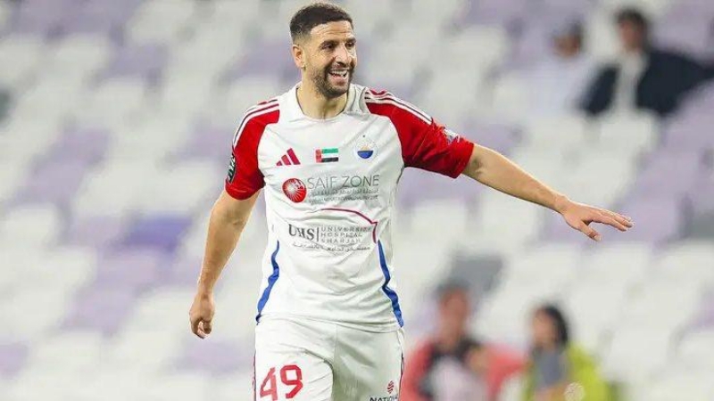 عادل تاعرابت يخضع لعملية جراحية في البرتغال وبرنامج تأهيلي