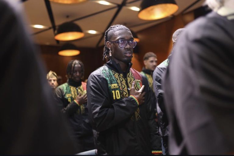 شكوك تحيط بمشاركة نجم مالي بيسوما أمام المغرب