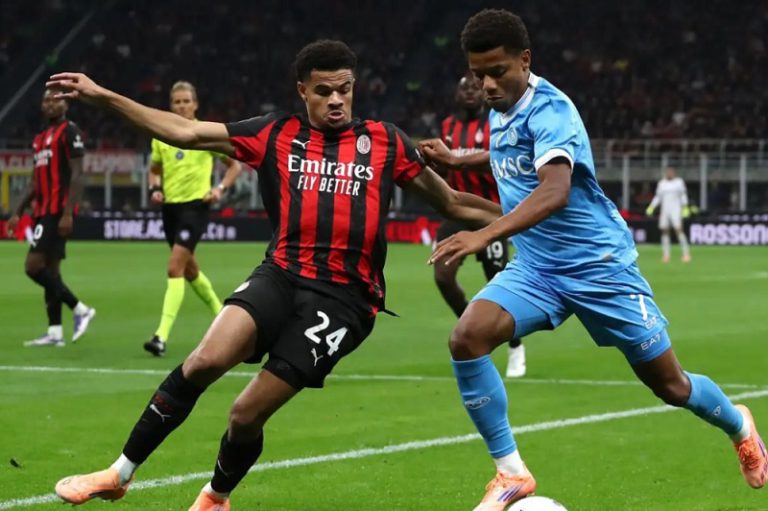 نابولي وميلان في مواجهة نارية بافتتاح كأس السوبر الإيطالي