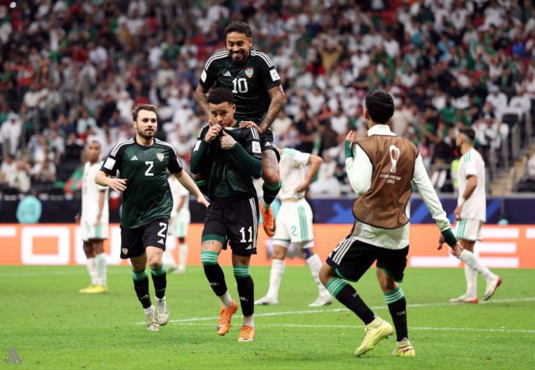 الإمارات تتجاوز الجزائر بركلات الترجيح وتتأهل لنصف نهائي كأس العرب