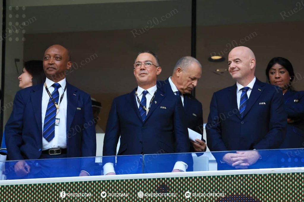 لقجع يتفقد مباريات "الكان" في المغرب بحضور مكثف وميداني