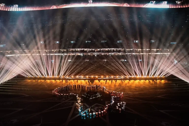 إعلامي جزائري يشيد بتنظيم المغرب للكان ويتمنى فوزه باللقب