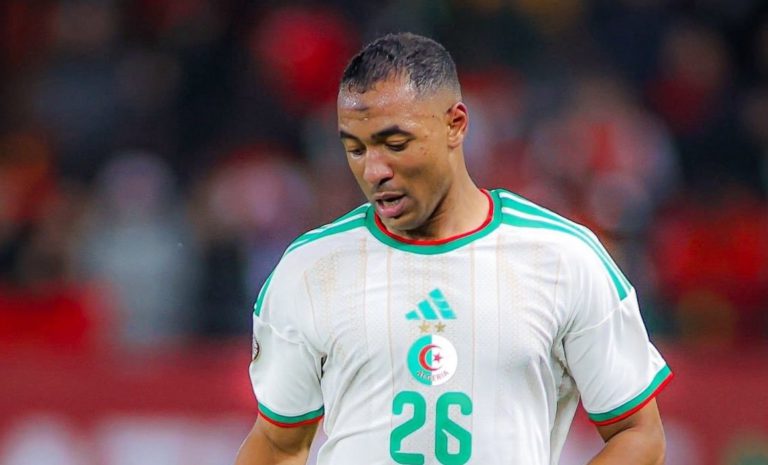 الجزائر تطرح خيارين لعلاج مدافعها شرقي بعد إصابته في أفريقيا