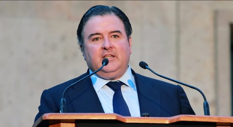 السفير الأمريكي يشيد بافتتاح "كان 2025" بالمغرب: إبداع وتنظيم رائع