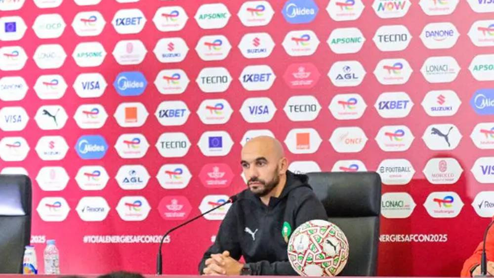 الركراكي: نجاحات المغرب لا تزيد الضغط قبل انطلاق "كان" 2025