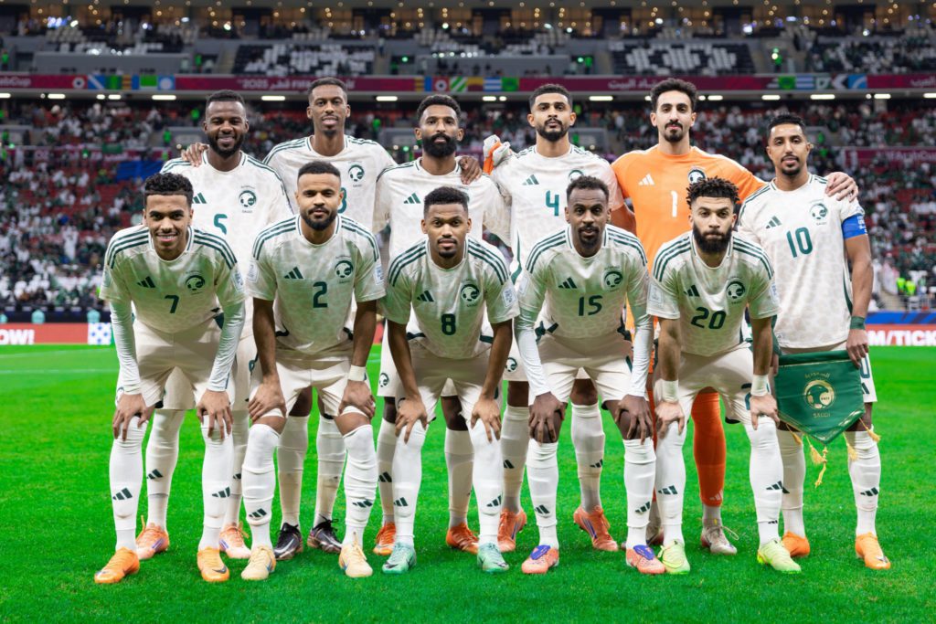 ضربة موجعة جديدة للأخضر: غياب مدافع المنتخب السعودي عن كأس العرب 2025