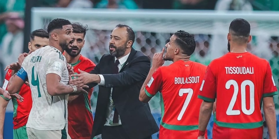 اشتباك لفظي يثير الجدل بعد مباراة المغرب والسعودية في كأس العرب