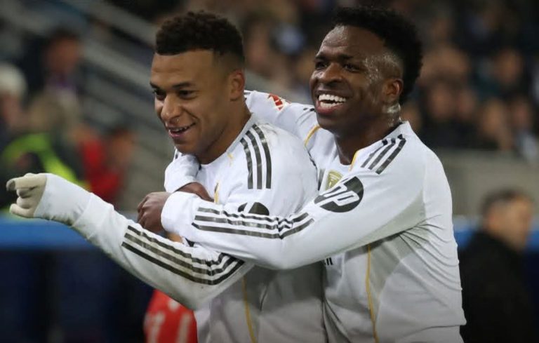 ريال مدريد يخطف فوزًا صعبًا من ألافيس