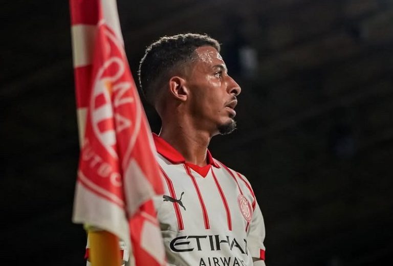 الصحافة الإسبانية تحتفي بتألق أوناحي أمام ريال مدريد: "الساحر" المغربي يشعل مونتيليفي