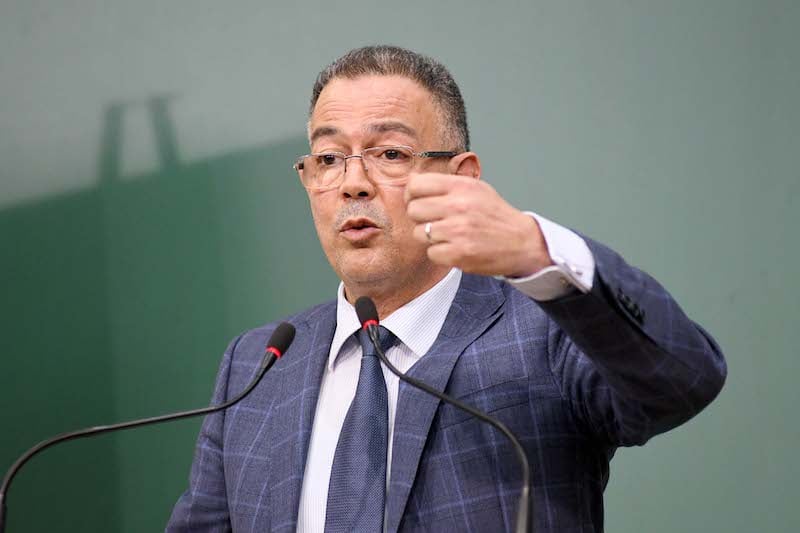 لقجع يكشف رؤية المغرب الكروية ويطرح منافسات أوروبية-إفريقية مشتركة.