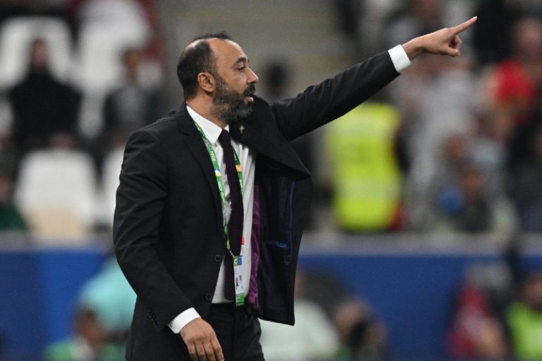 السكتيوي يشيد بحمد الله ويوضح موقف تيسودالي