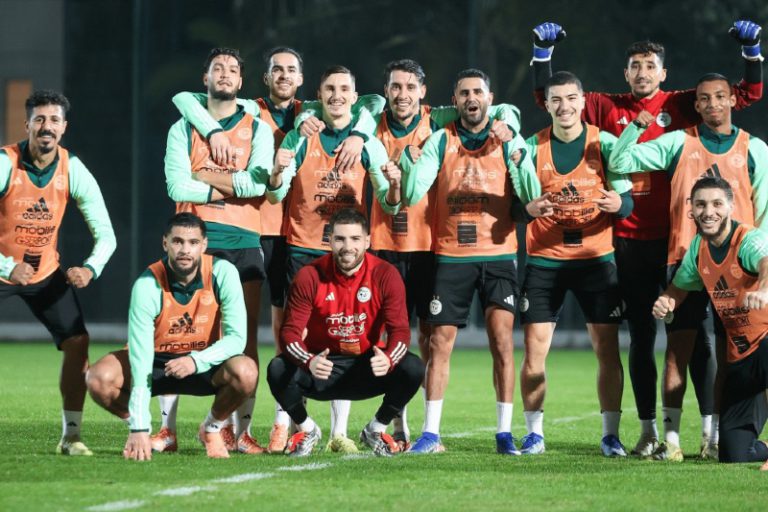 "الخضر" يشيدون باستقبال المغرب قبل مواجهة السودان الحاسمة