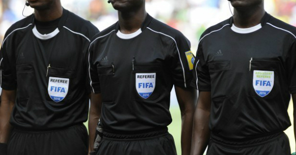 "الكاف" يحسم الجدل: حكام أفارقة لإدارة مباريات كأس أمم إفريقيا 2025 بالمغرب
