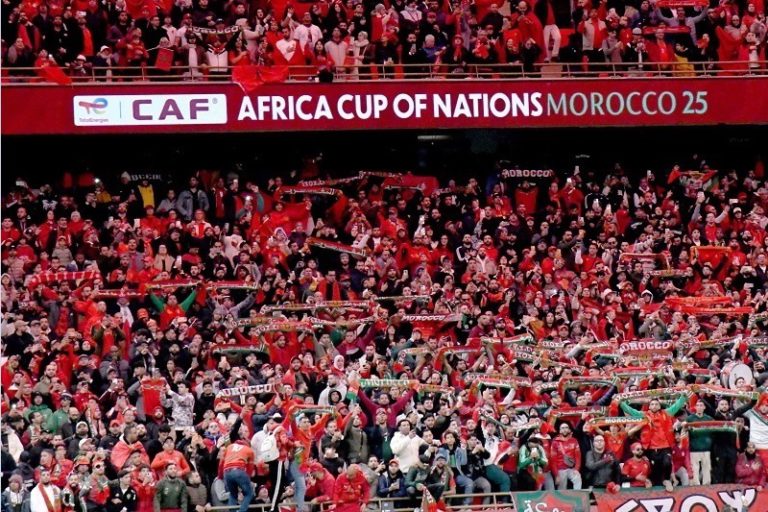 حقيقة ضعف الحضور الجماهيري في كأس الأمم الإفريقية بالمغرب