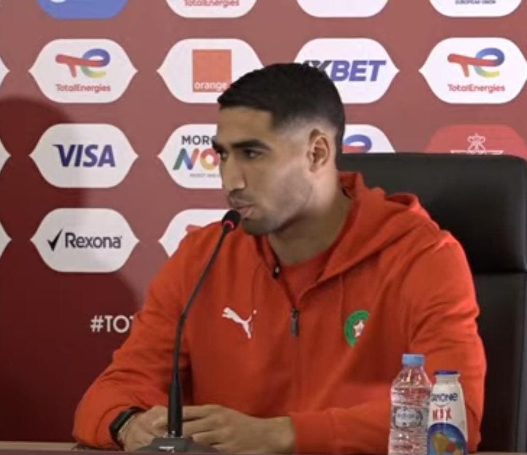 حكيمي: قرار مشاركتي بيد المدرب.. وسأدعم المنتخب دائمًا