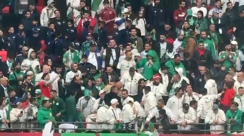 الأمن يوقف مشجعًا جزائريًا أشعل "شهابًا" في ملعب الرباط