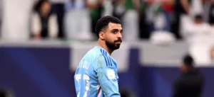 حارس الإمارات يخدع الجزائر ويتسبب في خسارتها بكأس العرب.