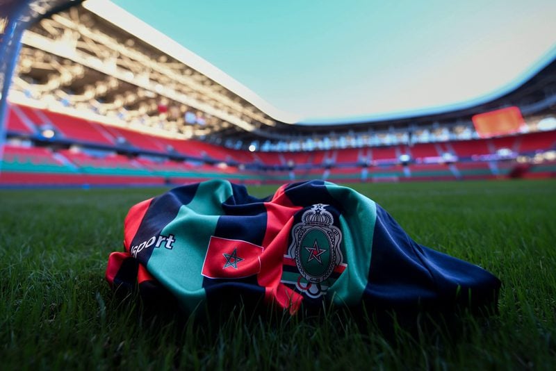 الجيش الملكي يطعن في عقوبات "الكاف" بعد أحداث مباراة الأهلي