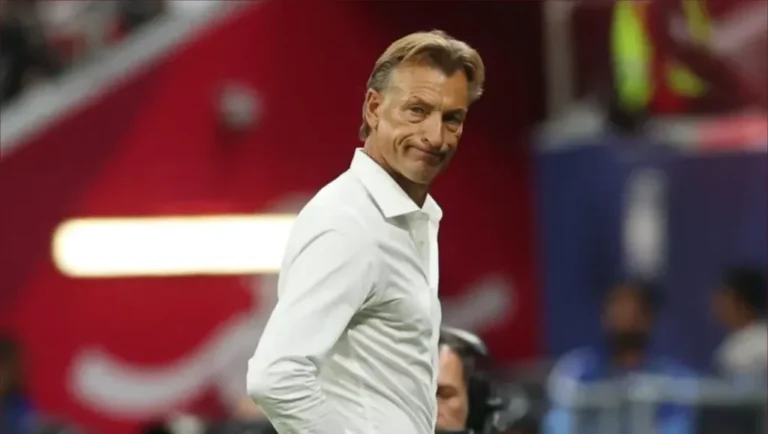 رينارد يدافع عن المنتخب السعودي ويكشف عن موقفه من الرحيل