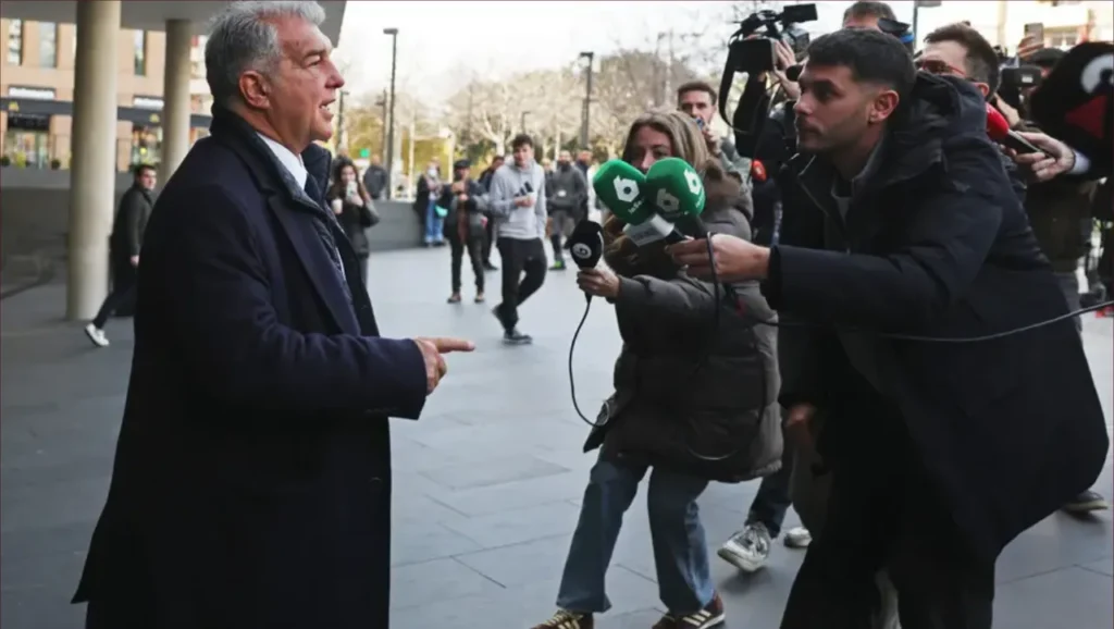 لابورتا يهاجم ريال مدريد وقناته التلفزيونية بسبب "الأكاذيب"