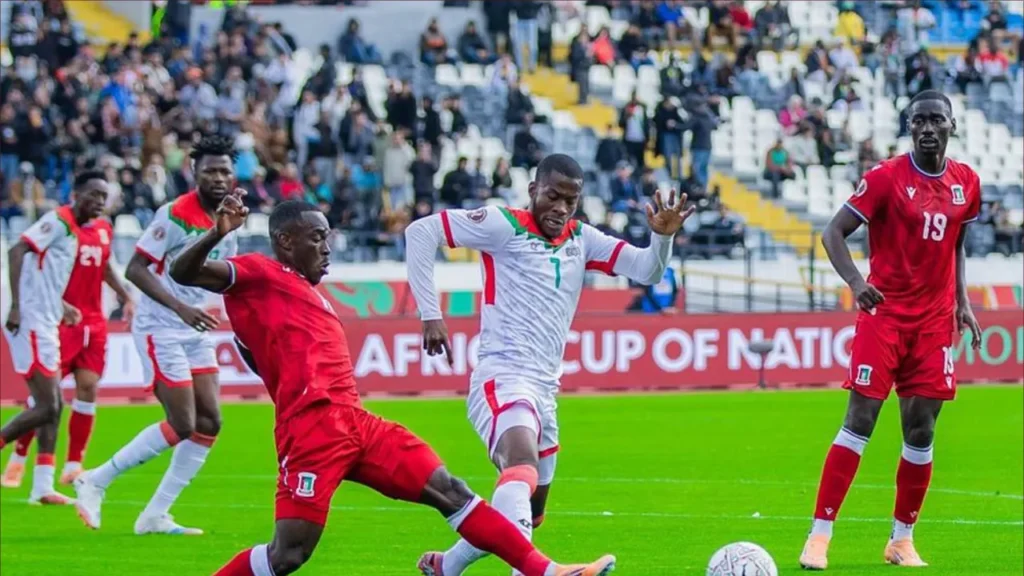 بوركينا فاسو تخطف فوزًا قاتلاً من غينيا الاستوائية في الوقت القاتل