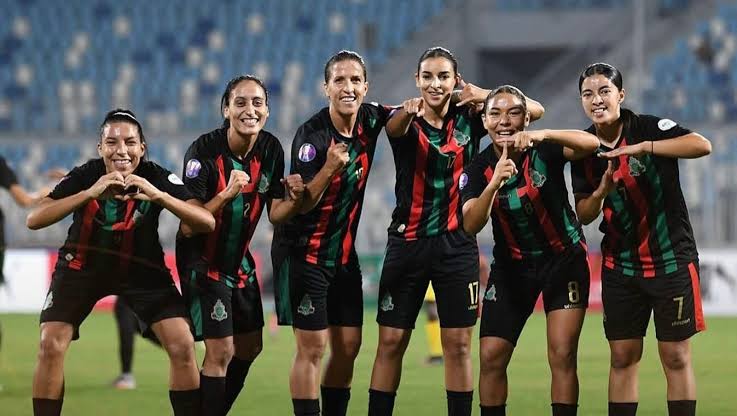 الجيش الملكي النسوي يبلغ نصف نهائي فيفا بريمونتادا تاريخية