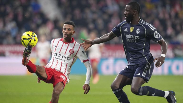 أوناحي ينضم إلى قائمة العمالقة: أبرز الأهداف التاريخية للاعبين المغاربة في مرمى ريال مدريد