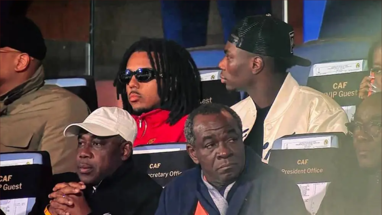 نجوم عالميون يتابعون مباريات "الكان" من مدرجات المغرب